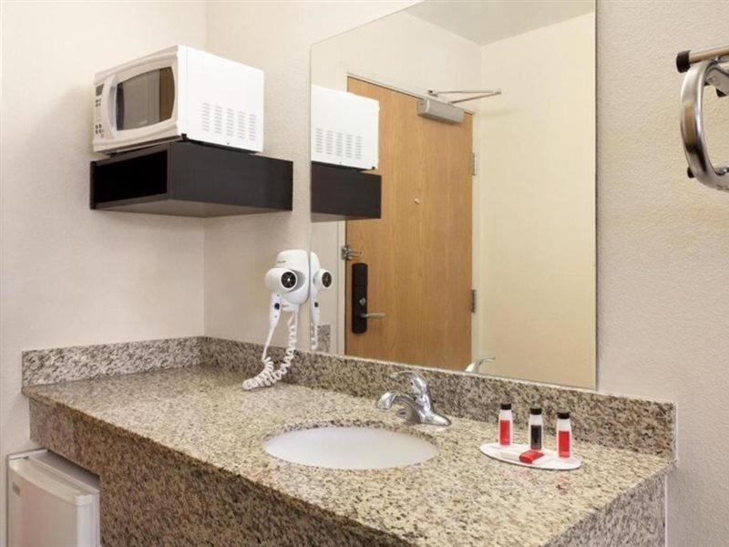 Travelodge By Wyndham Alpine Dış mekan fotoğraf